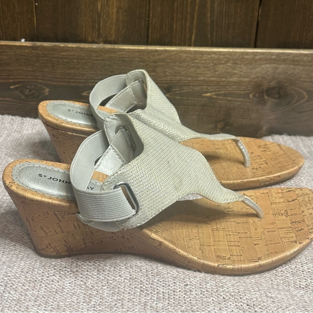 Pre-loved St. John’s Bay•Silver•Size8.5 M•Wedge•Sandal - Picture 2 of 6